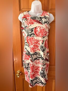 005- Sleeveless Floral Swirl Mini Dress in Coral and Black